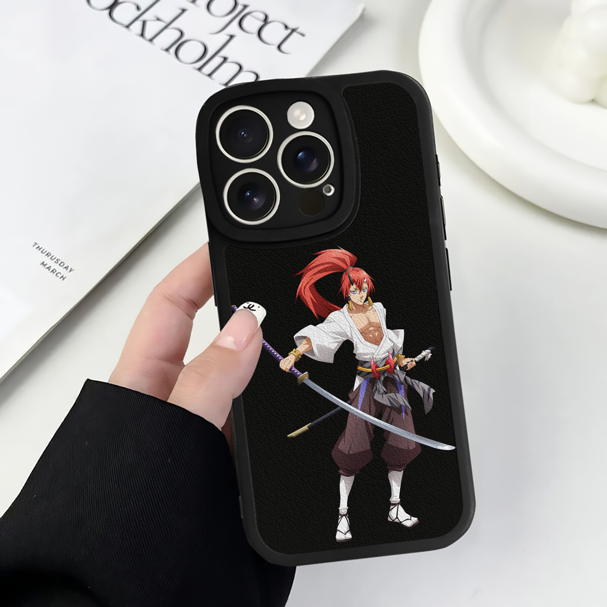 （画像用） 転スラ Regarding Reincarnated to Slime 【iPhone 16シリーズ対応】シリコンスマホケース（レザー調） 材質：シリコン